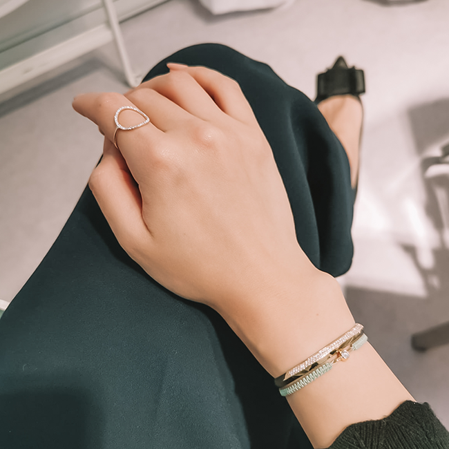 Sleek diamond bangle